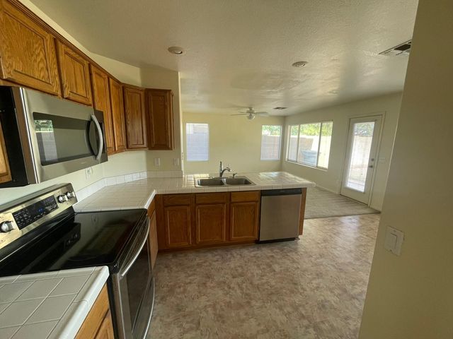 324 W Colt Road, Tempe, AZ 85284
