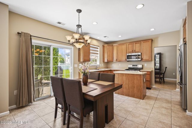 389 Fordham Place, Freehold, NJ 07728