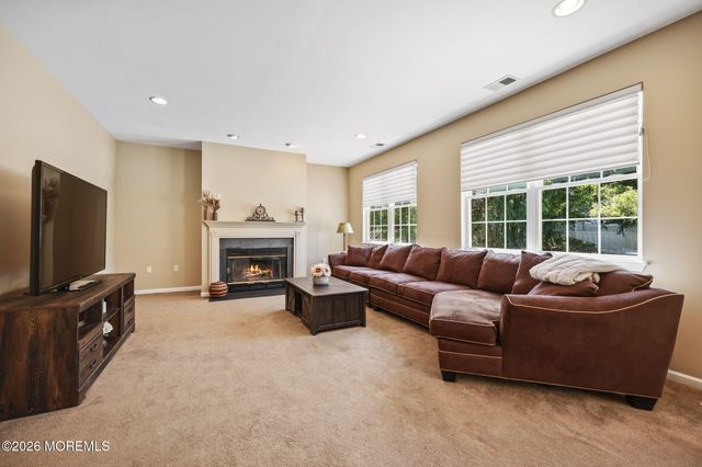 389 Fordham Place, Freehold, NJ 07728