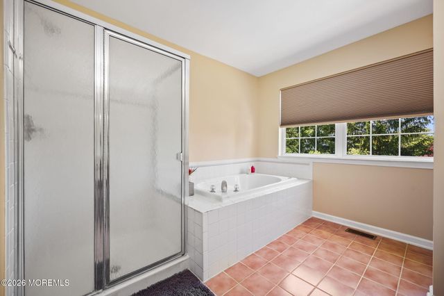 389 Fordham Place, Freehold, NJ 07728