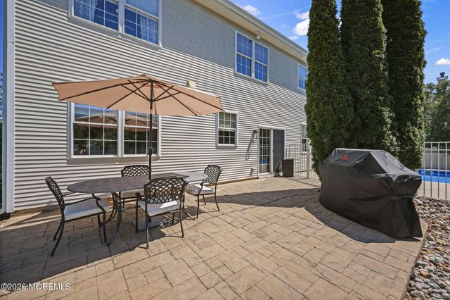 389 Fordham Place, Freehold, NJ 07728