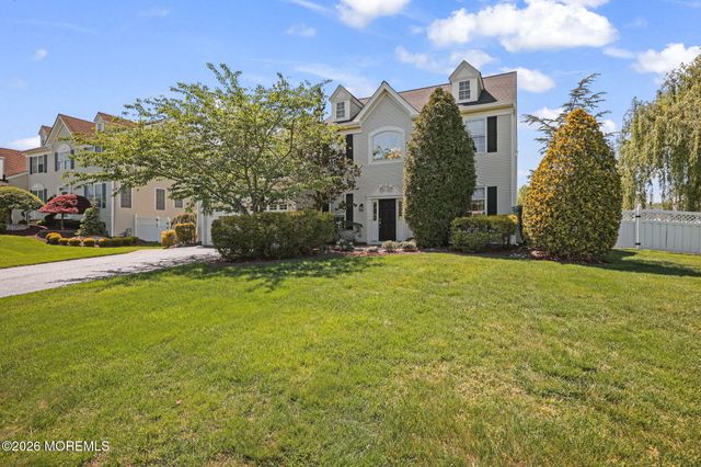 389 Fordham Place, Freehold, NJ 07728