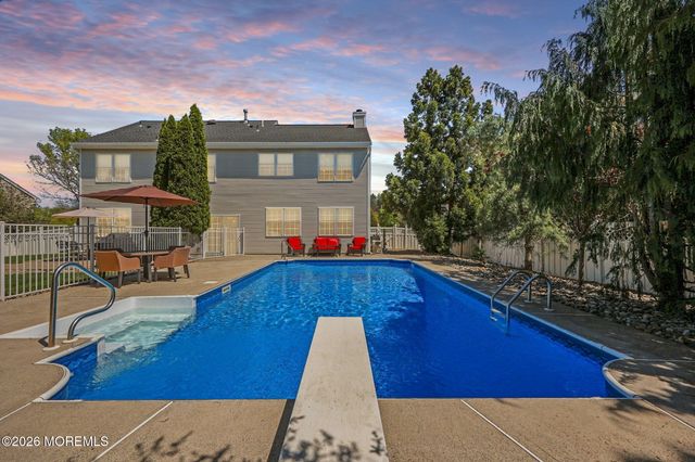 389 Fordham Place, Freehold, NJ 07728