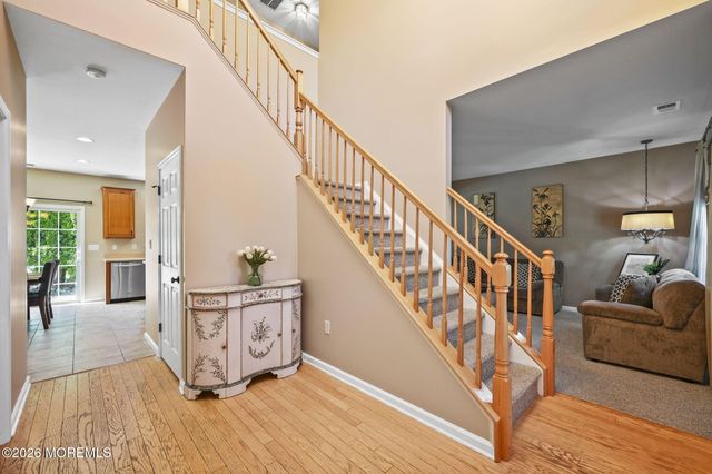 389 Fordham Place, Freehold, NJ 07728