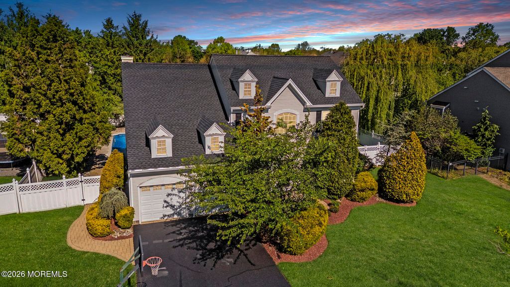 389 Fordham Place, Freehold, NJ 07728