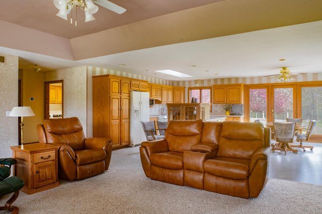 N1180 COUNTY ROAD EE, Redgranite, WI 54970