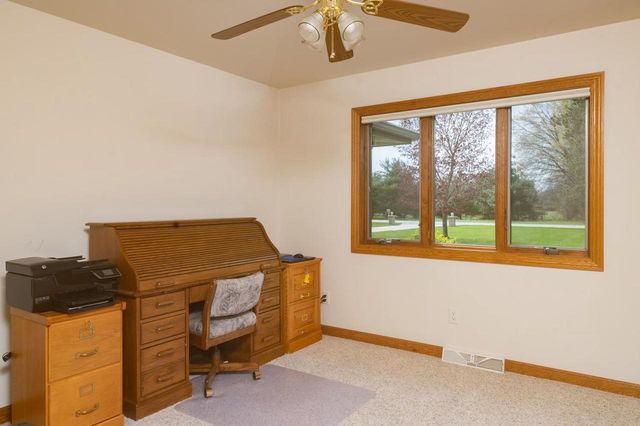 N1180 COUNTY ROAD EE, Redgranite, WI 54970