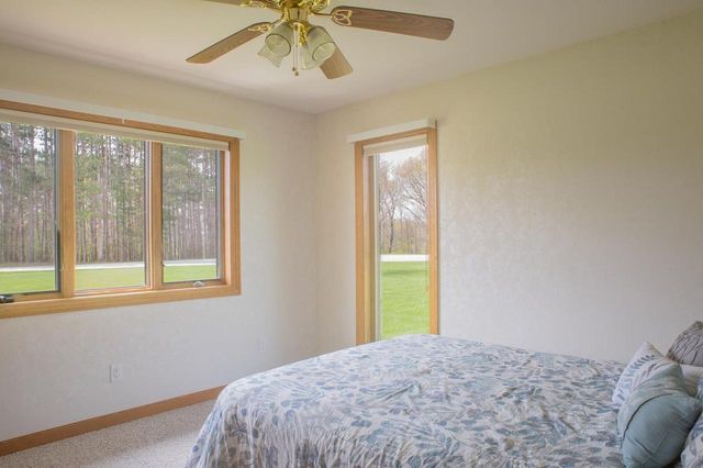 N1180 COUNTY ROAD EE, Redgranite, WI 54970