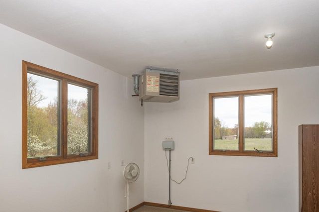 N1180 COUNTY ROAD EE, Redgranite, WI 54970