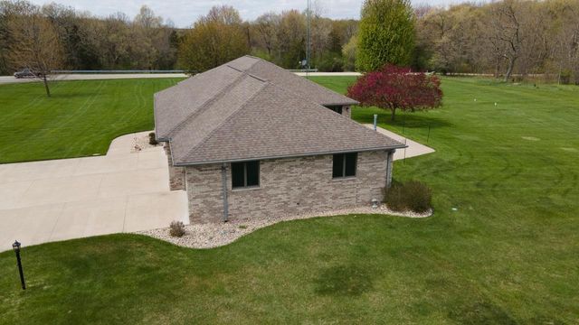 N1180 COUNTY ROAD EE, Redgranite, WI 54970