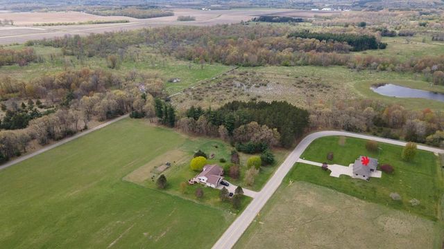 N1180 COUNTY ROAD EE, Redgranite, WI 54970