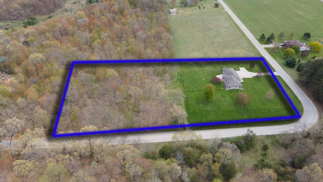 N1180 COUNTY ROAD EE, Redgranite, WI 54970