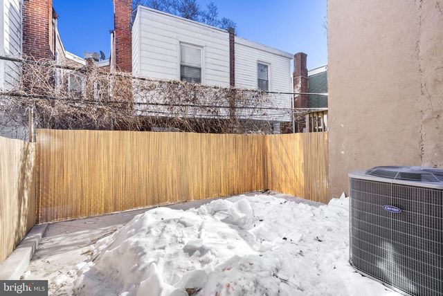 458 W EARLHAM TER, Philadelphia, PA 19144