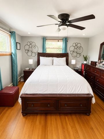 70 Fairmount St, New Bedford, MA 02740