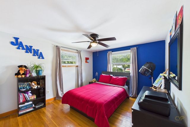 70 Fairmount St, New Bedford, MA 02740