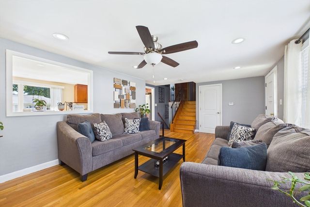 70 Fairmount St, New Bedford, MA 02740