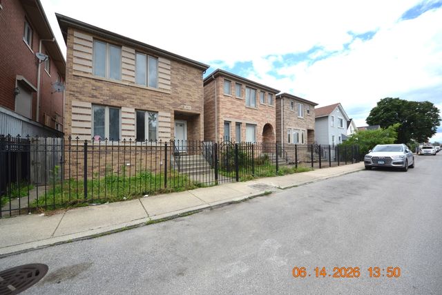 2823 S Farrell Street, Chicago, IL 60608
