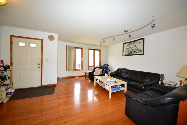 2823 S Farrell Street, Chicago, IL 60608