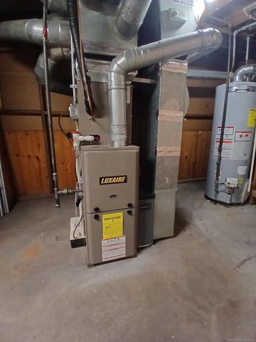 28603 Bohn Street, Roseville, MI 48066