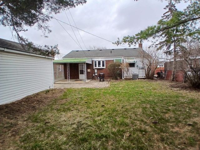 28603 Bohn Street, Roseville, MI 48066