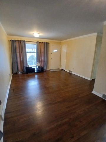 28603 Bohn Street, Roseville, MI 48066