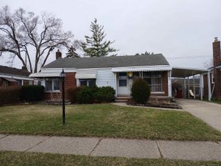 28603 Bohn Street, Roseville, MI 48066