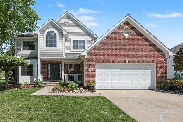 913 Darwin Drive, Chelsea, MI 48118