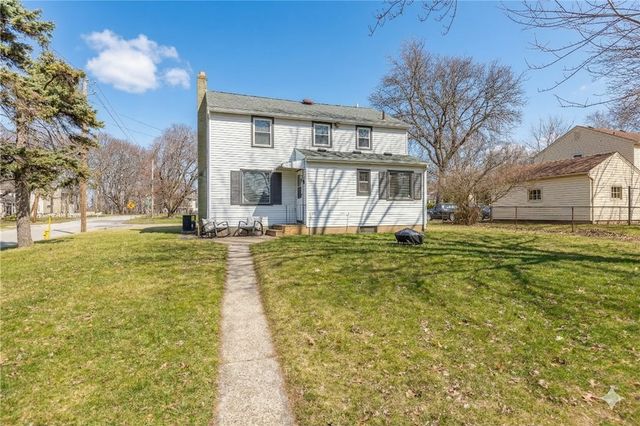 5 Baycrest Drive, Irondequoit, NY 14622