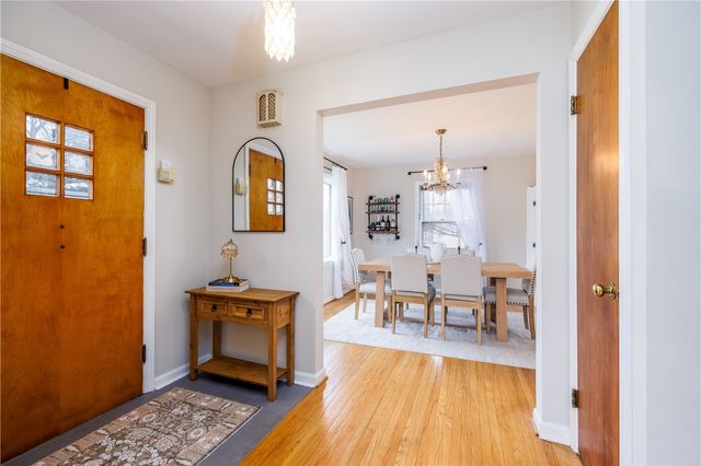 5 Baycrest Drive, Irondequoit, NY 14622