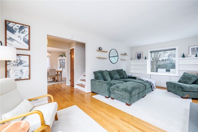 5 Baycrest Drive, Irondequoit, NY 14622