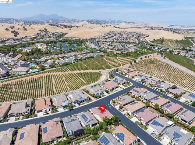 1806 Moscato Pl, Brentwood, CA 94513