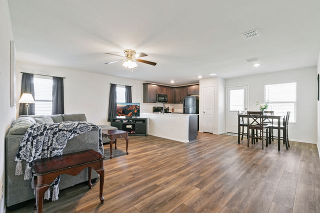 720 Autumnwood Way, Princeton, TX 75407