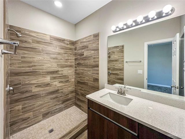 904 W Mahala Avenue 4, Mission, TX 78573