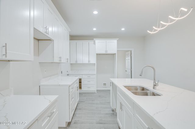 219 S Atlanta Street, Vail, AZ 85641