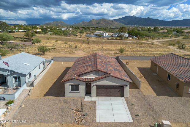 219 S Atlanta Street, Vail, AZ 85641