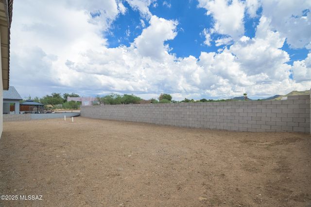 219 S Atlanta Street, Vail, AZ 85641