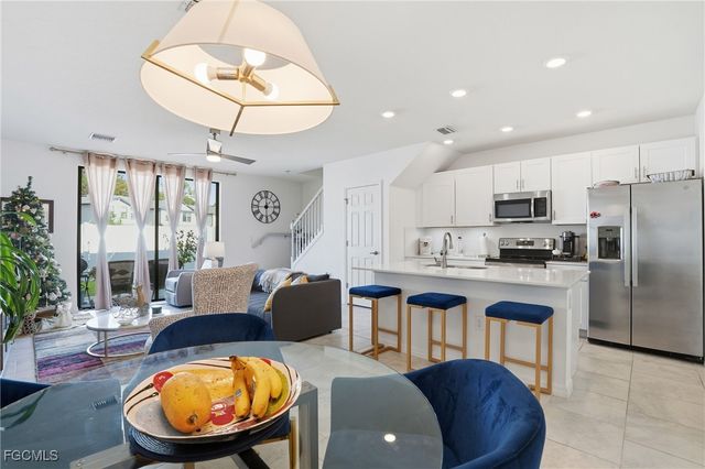 14036 Oviedo PL, Fort Myers, FL 33905