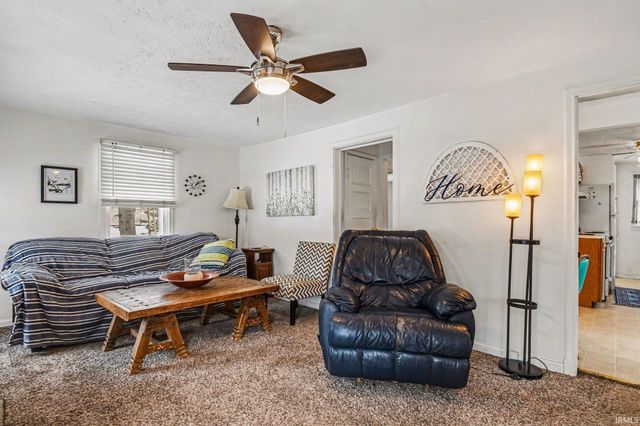 52138 Hollyhock Road, South Bend, IN 46637