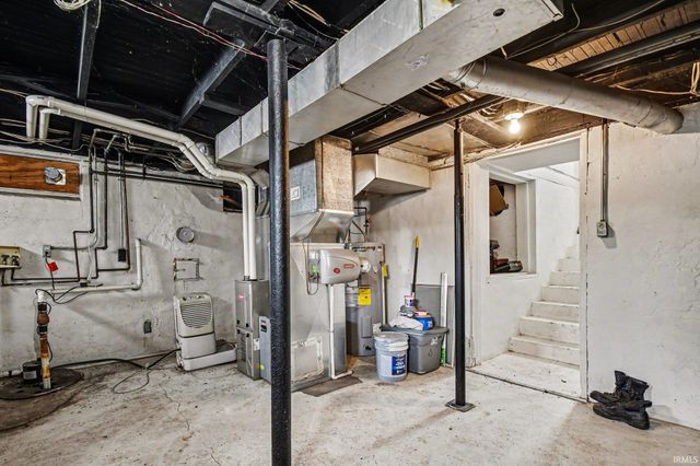 52138 Hollyhock Road, South Bend, IN 46637