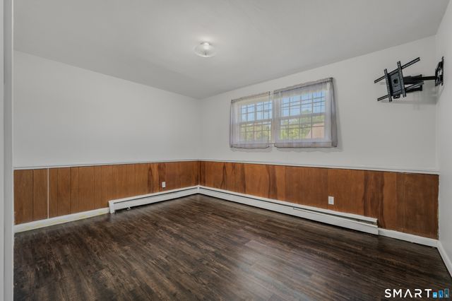26 Lamphere Road, Waterford, CT 06385