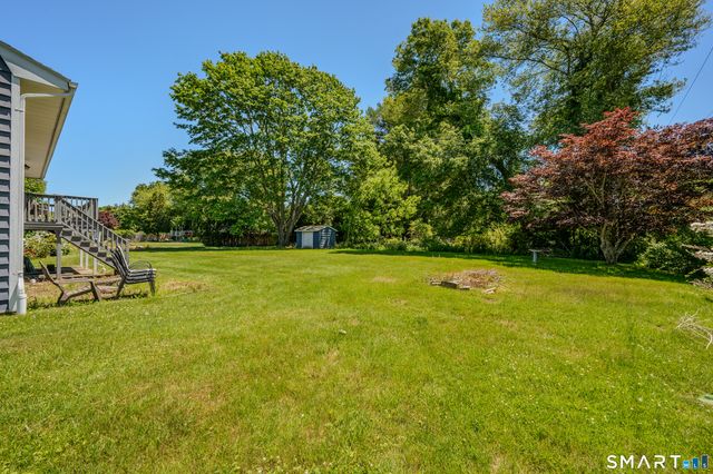 26 Lamphere Road, Waterford, CT 06385