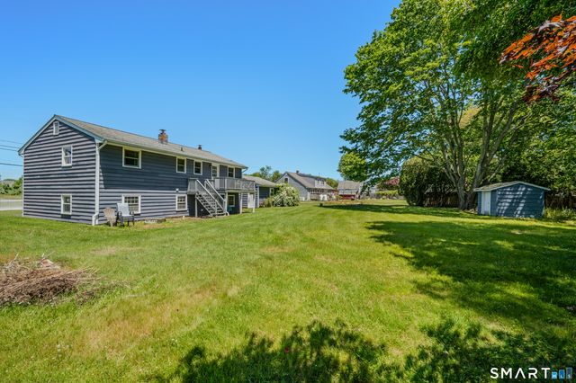 26 Lamphere Road, Waterford, CT 06385