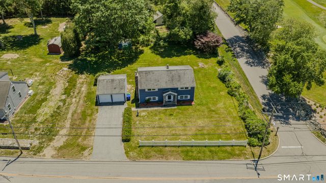 26 Lamphere Road, Waterford, CT 06385