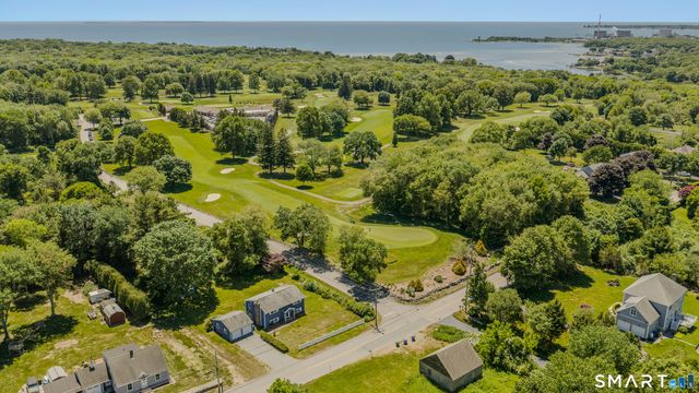 26 Lamphere Road, Waterford, CT 06385