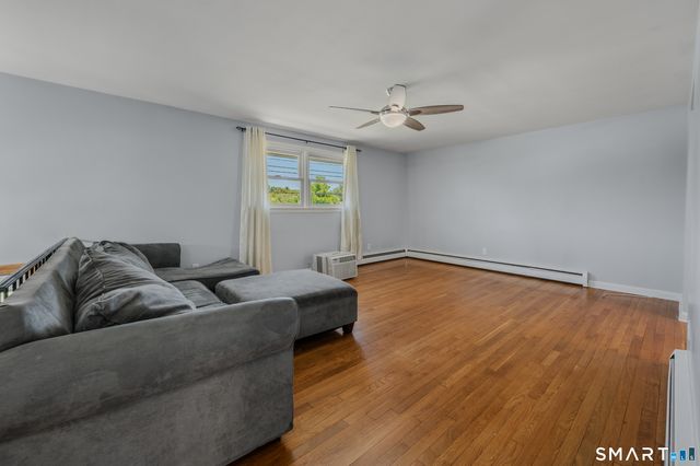 26 Lamphere Road, Waterford, CT 06385