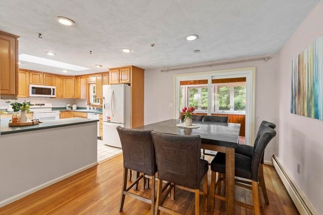 14 Olde Berry Road, Andover, MA 01810