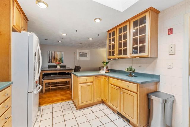 14 Olde Berry Road, Andover, MA 01810