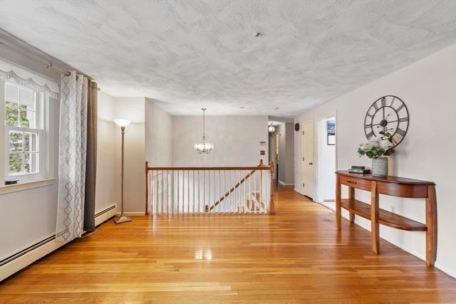 14 Olde Berry Road, Andover, MA 01810