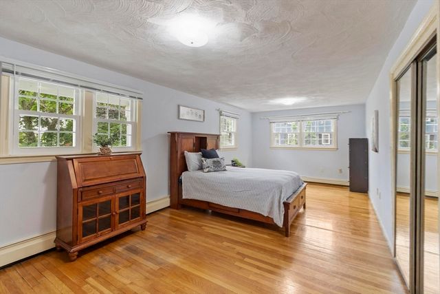 14 Olde Berry Road, Andover, MA 01810
