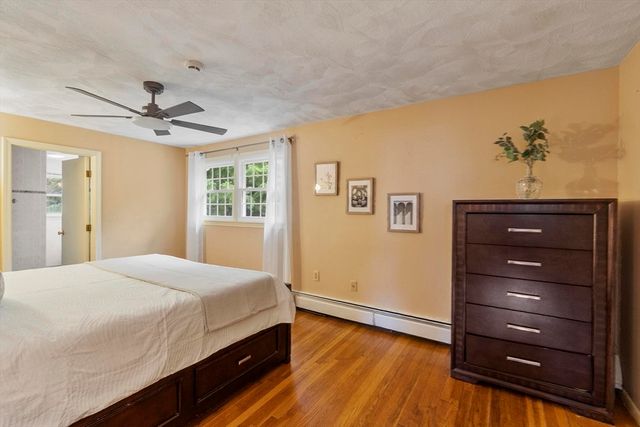 14 Olde Berry Road, Andover, MA 01810